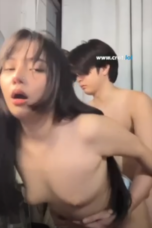 Nonton Film Video Viral Tiktokers Waaika Cantik Mencoba Gaya Berdiri Sub Indo