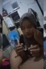 Nonton Film Hijabers Lugu Nyepong di Kostan Sub Indo